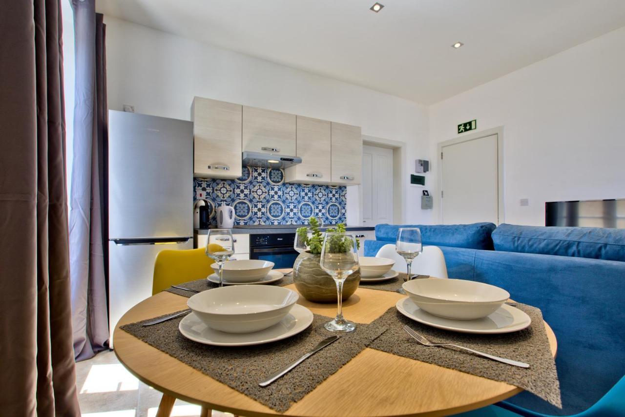 Ursula Apartments Self Catering Studios And 1-Br In Central Valletta By Tritoni Hotels Exterior photo