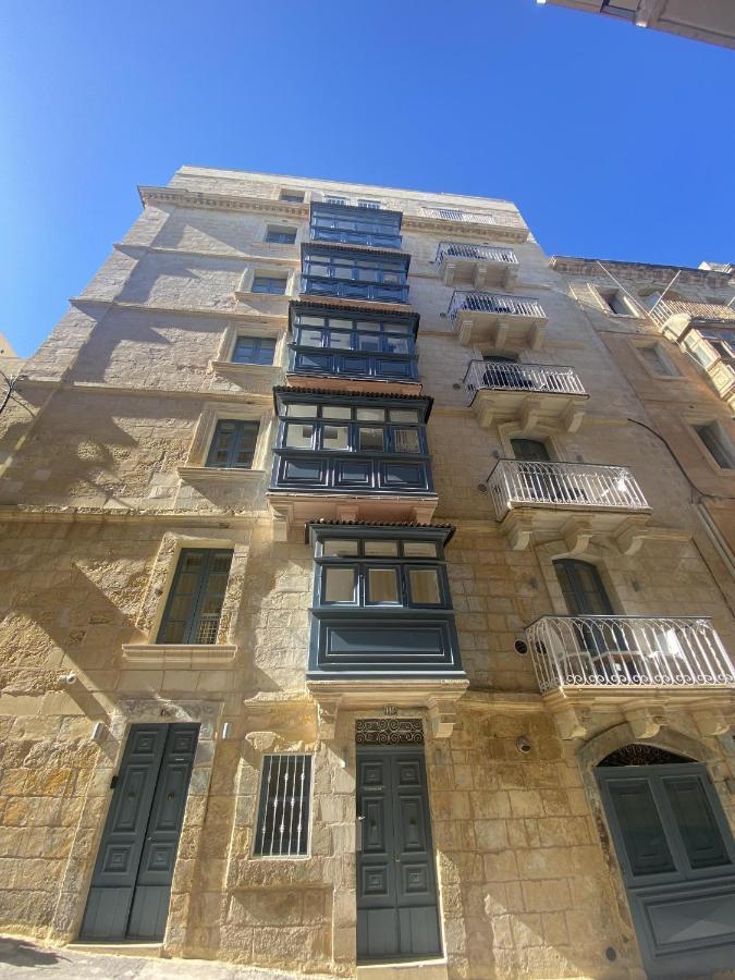 Ursula Apartments Self Catering Studios And 1-Br In Central Valletta By Tritoni Hotels Exterior photo