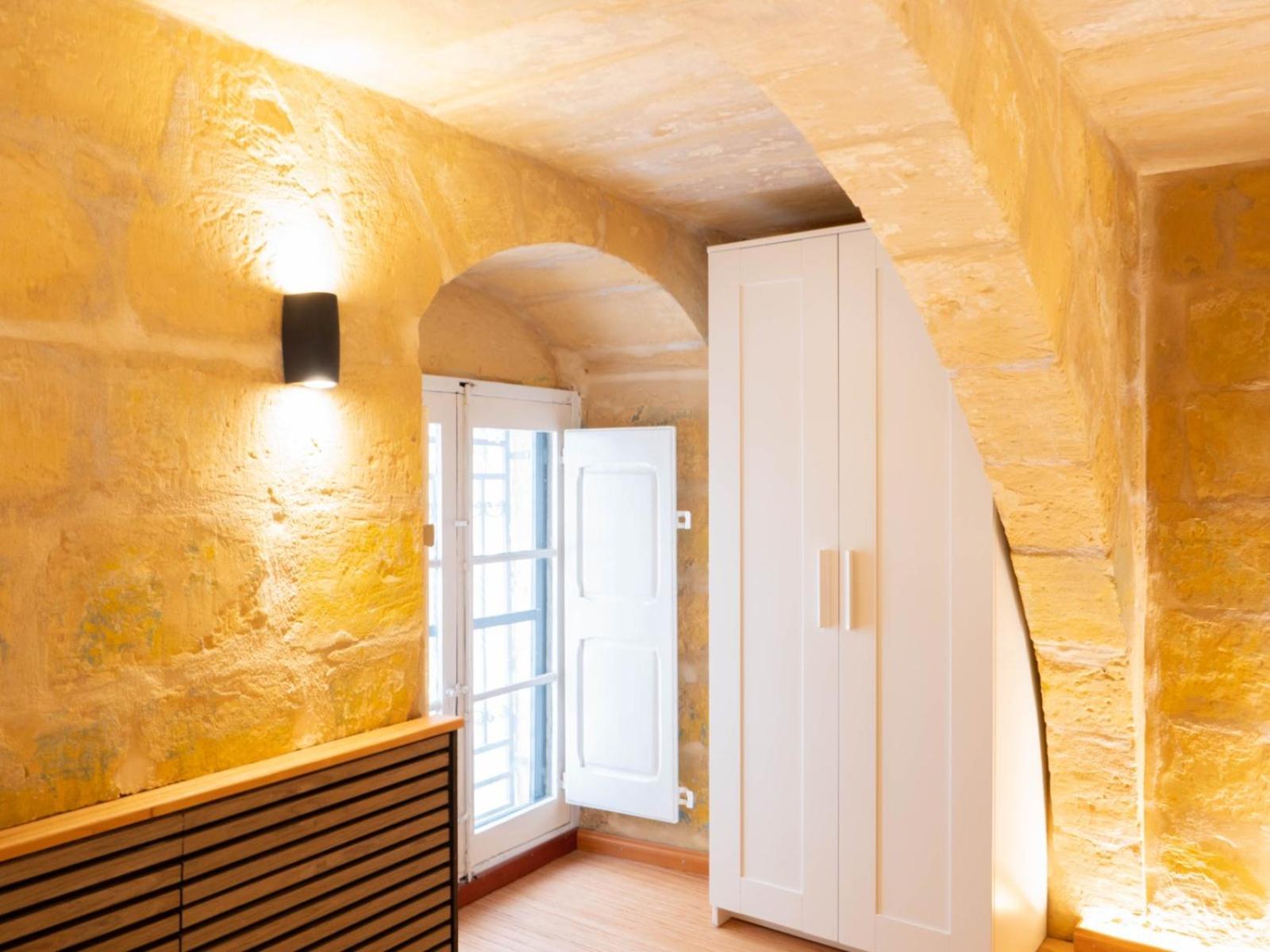 Ursula Apartments Self Catering Studios And 1-Br In Central Valletta By Tritoni Hotels Exterior photo