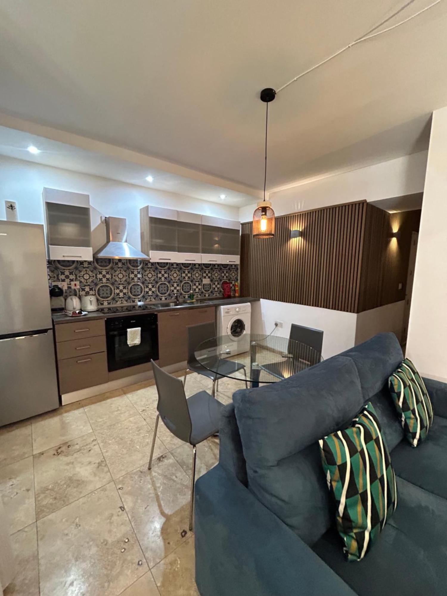 Ursula Apartments Self Catering Studios And 1-Br In Central Valletta By Tritoni Hotels Exterior photo