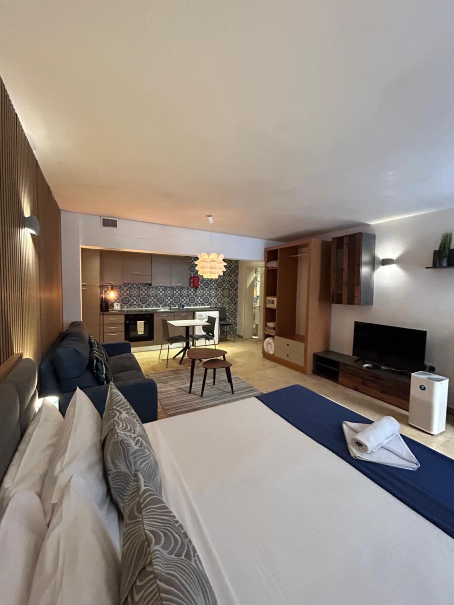 Ursula Apartments Self Catering Studios And 1-Br In Central Valletta By Tritoni Hotels Exterior photo